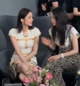 ​娜娜娜扎侧脸对比怎么回事？欧阳娜娜与娜扎同框侧脸被嘲事件始末