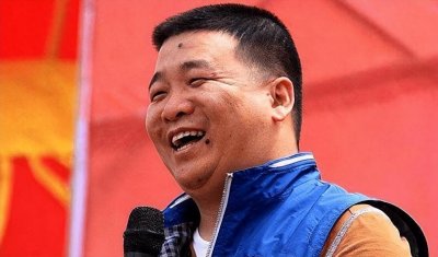 ​娶19岁娇妻，拒绝拜赵本山为师，认网红当干爹，孙小宝经历了什么