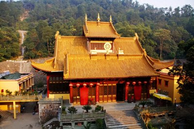 ​到寺庙烧香拜佛的时候，这4点禁忌需要切记，免得犯忌讳