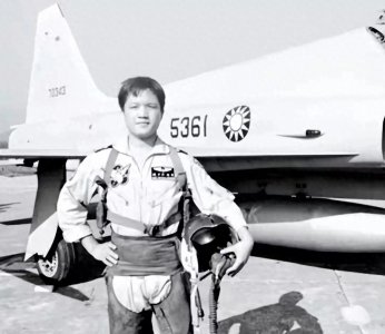 ​黄志成∶跨越海峡的正义抉择