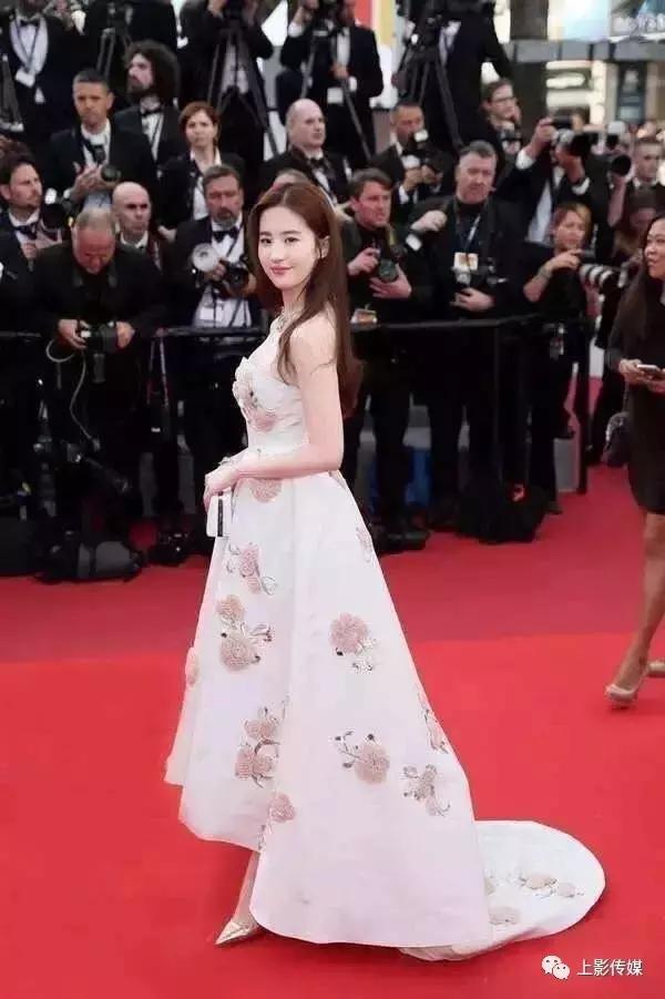 刘亦菲气质温婉仙气十足（刘亦菲古典仙气美人）(21)