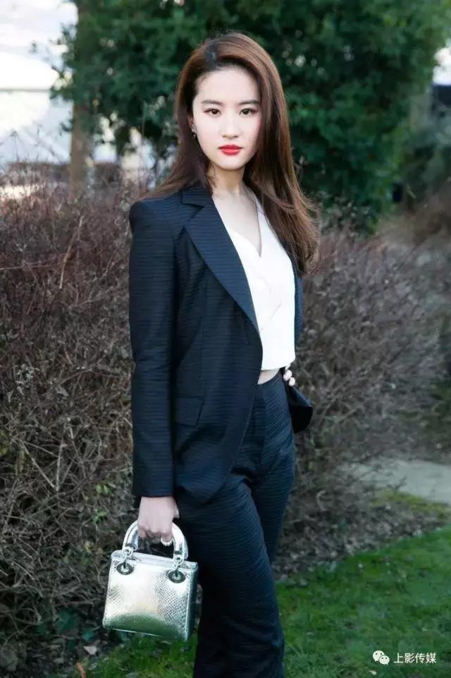 刘亦菲气质温婉仙气十足（刘亦菲古典仙气美人）(32)