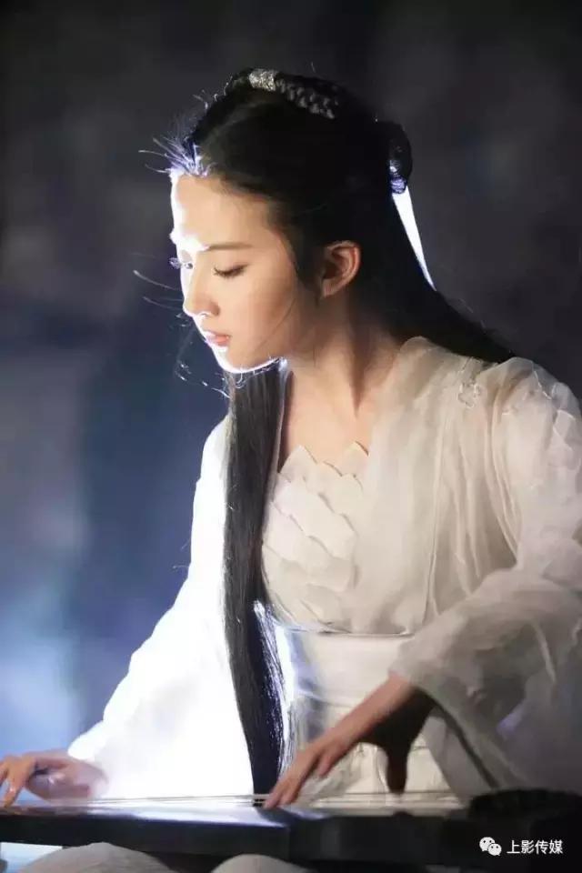 刘亦菲气质温婉仙气十足（刘亦菲古典仙气美人）(9)