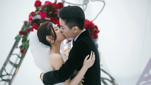 陈晓男左女右（9年后看陈晓赵丽颖两人的人生大不同）