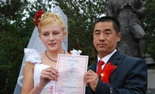 实拍：嫁到中国的乌克兰漂亮小媳妇们