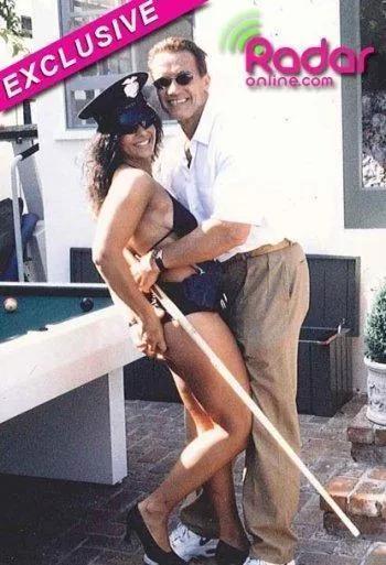 阿诺施瓦辛格家庭成员（好莱坞动作巨星阿诺.斯瓦辛格和妻子十年离婚案最终宣告离婚）(4)