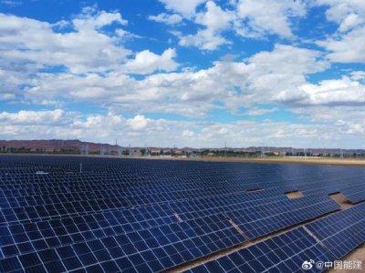 ​沙漠戈壁变绿洲！甘肃金昌120兆瓦光伏发电项目全容量并网