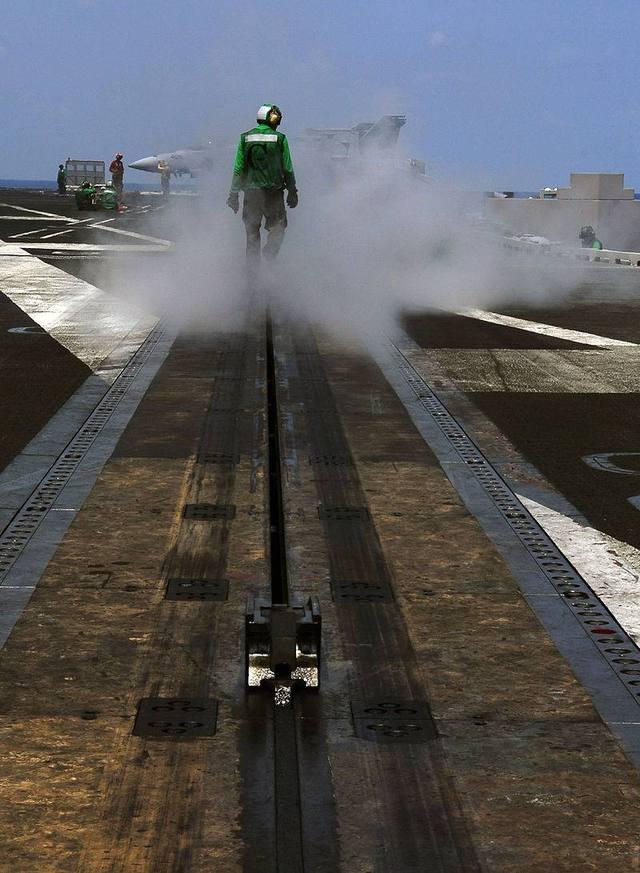 福建舰什么时候开始服役（福建舰未来将在哪个舰队服役）(3)