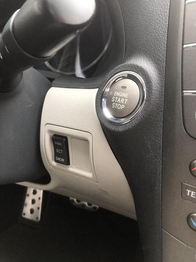 丰田经典作，最后的绝唱，末代雷克萨斯is250-