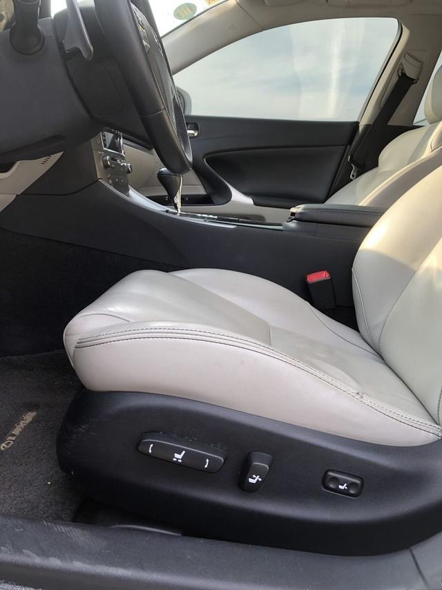 丰田经典作，最后的绝唱，末代雷克萨斯is250-