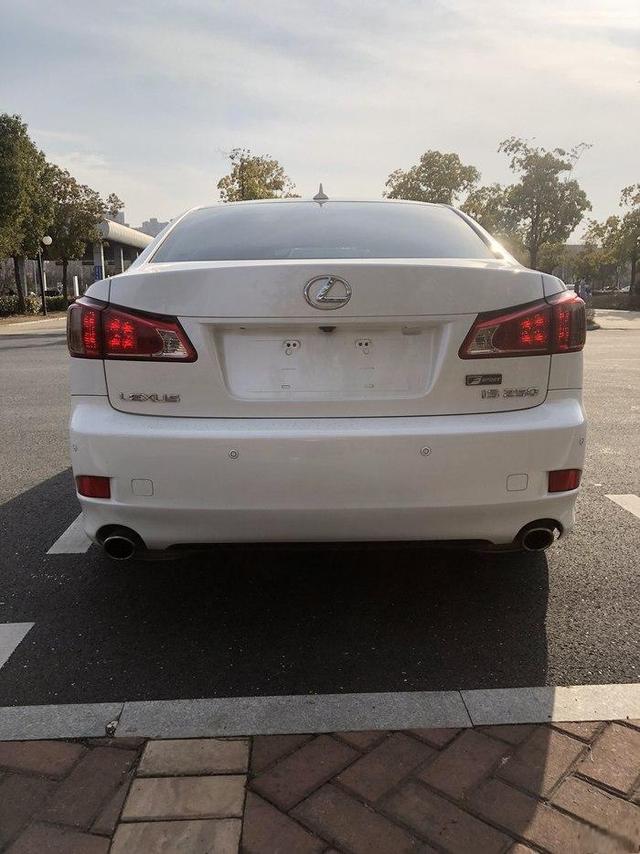 丰田经典作，最后的绝唱，末代雷克萨斯is250-