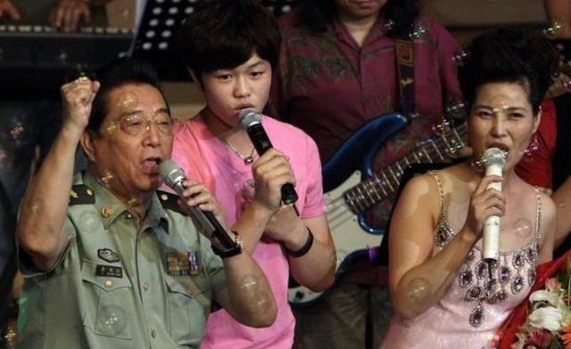 李天一到底是梦鸽和谁的孩子（梦鸽是我的挚爱）(23)