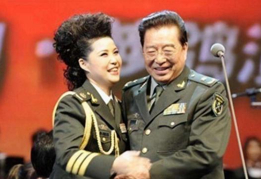 李天一到底是梦鸽和谁的孩子（梦鸽是我的挚爱）(15)