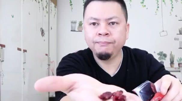 李大神开箱试吃“果干”，超多水果果干，你喜欢哪种口味