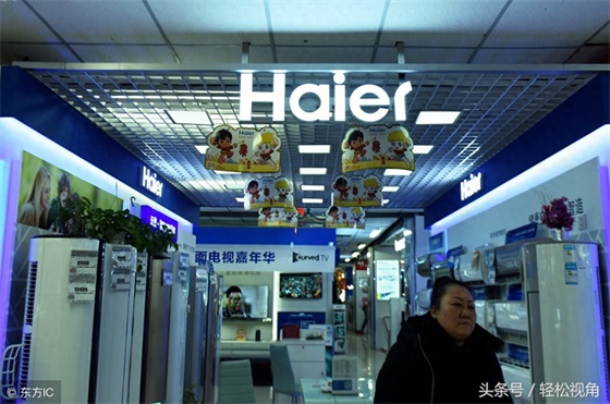 山东青岛:一组海尔兄弟的搞笑老图片,还是他们俩看的顺眼可爱