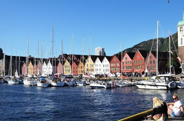 全球岛屿最多的国家，被称“万岛之国”，环境优美惹人羡慕