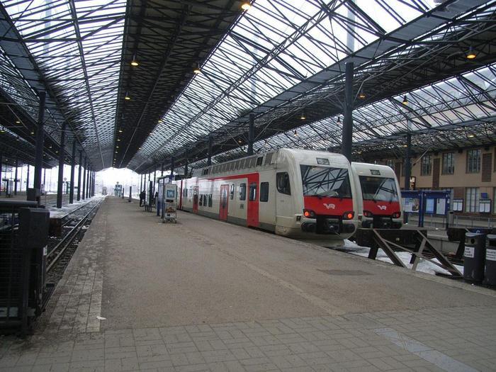 世界上最靠北的首都之一，与中国之间只隔着一个国家