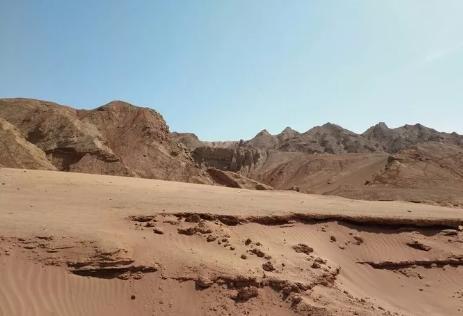 巴州风景美如画，本想吟诗赠天下，奈何自己没文化