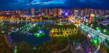 巴州风景美如画，本想吟诗赠天下，奈何自己没文化