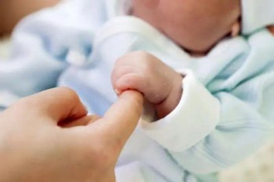 ​中国能阻止人口下跌的“自由落体”吗？