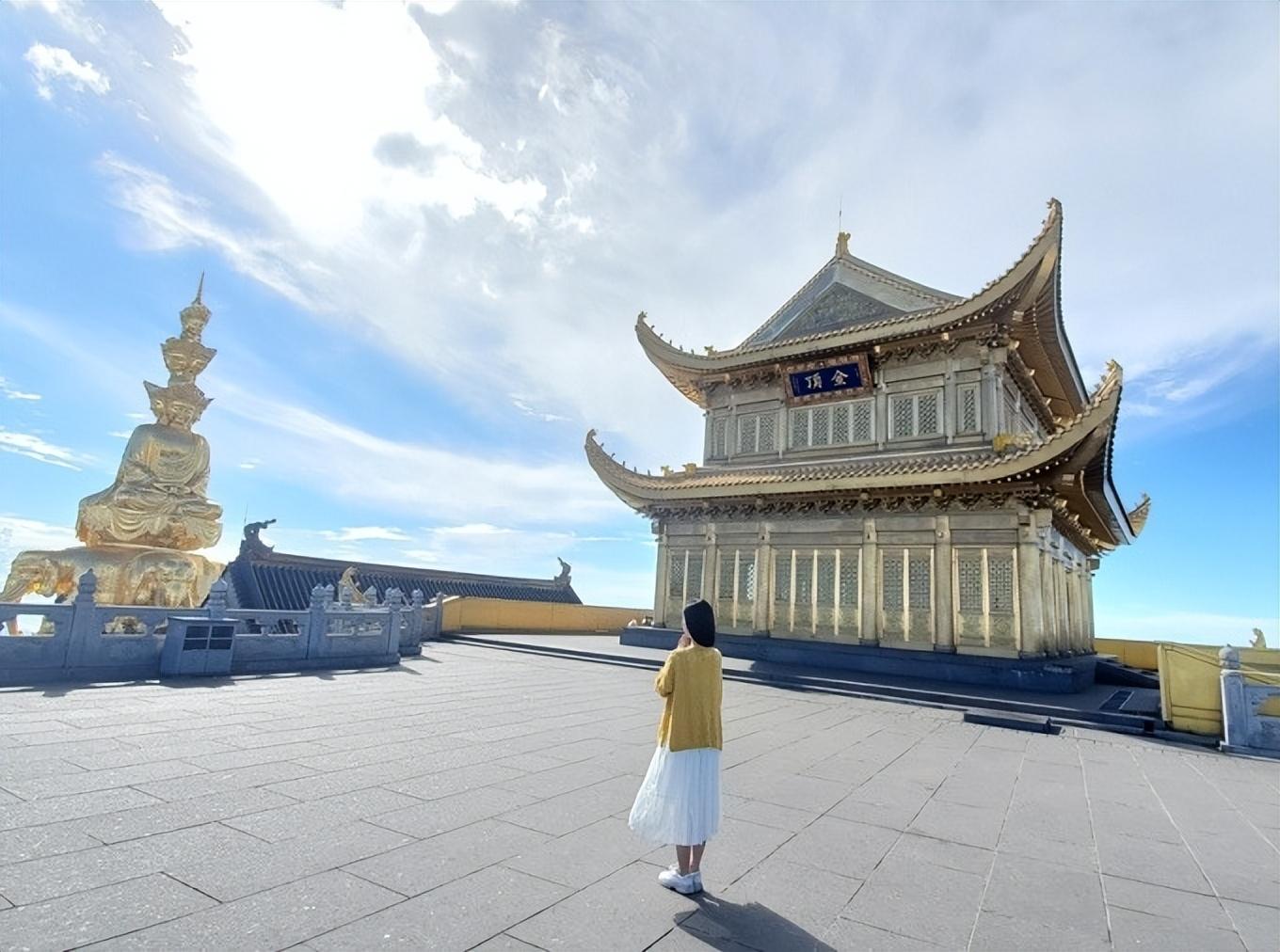 去成都玩5天大概需要多少钱(成都五天四晚旅游费用)