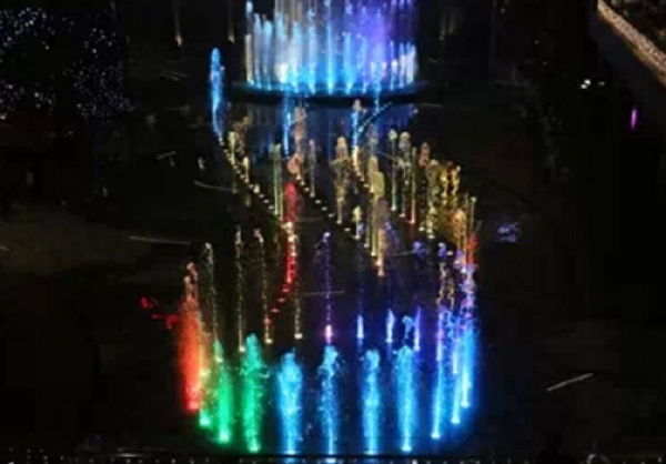 中国十大最美音乐喷泉排行榜：青岛世园会音乐喷泉融入中国元素