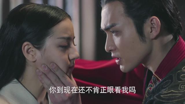 丽儿舍身救嬴政，腹黑秦王被感化，情感路线就此起航？