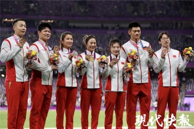 ​迟来的荣誉！苏炳添、切阳什姐等 7 人在亚运会赛场上领取奥运奖牌