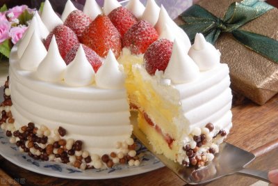 ​动物奶油和植物奶油哪个热量高(植物奶油好还是动物奶油好)