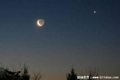 ​月亮旁边很亮的一颗星是什么星，金星(亮度仅次于月球)