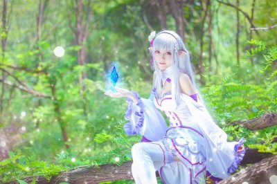 ​精致优雅艾米莉娅 超美幻cosplay来袭！