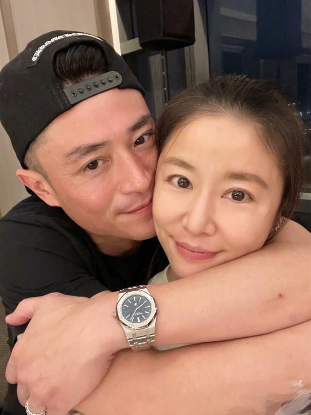 林心如和霍建华离了婚是真的吗（大V曝林心如霍建华已离婚）