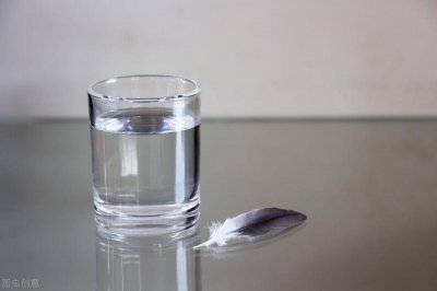 ​什么是弱碱性饮用水