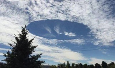 ​台湾强震, 天空异象, 网络照片天空异象预示着台湾强震的来临？