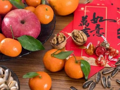 ​高人指点：临近春节，这“3种”年货最好提前购买，省下不少钱！