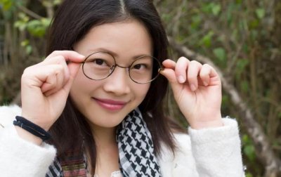 ​怎么知道一个女孩子喜不喜欢你？