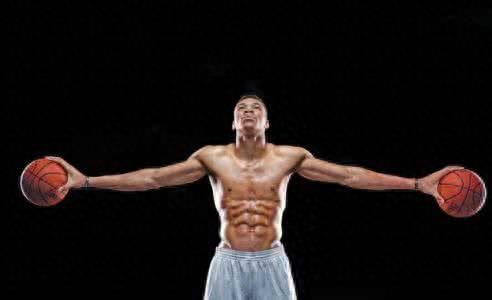 阿德托昆博为什么叫字母哥？源于和骑士的一场比赛