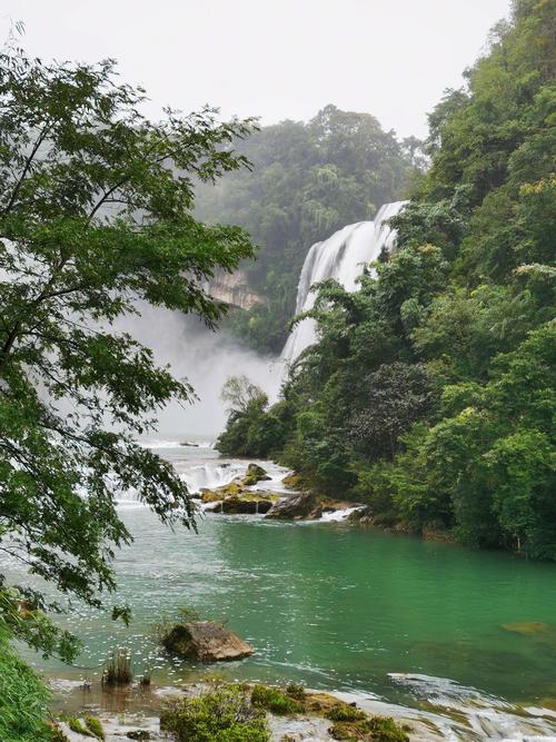 2、绵竹黄果树风景区