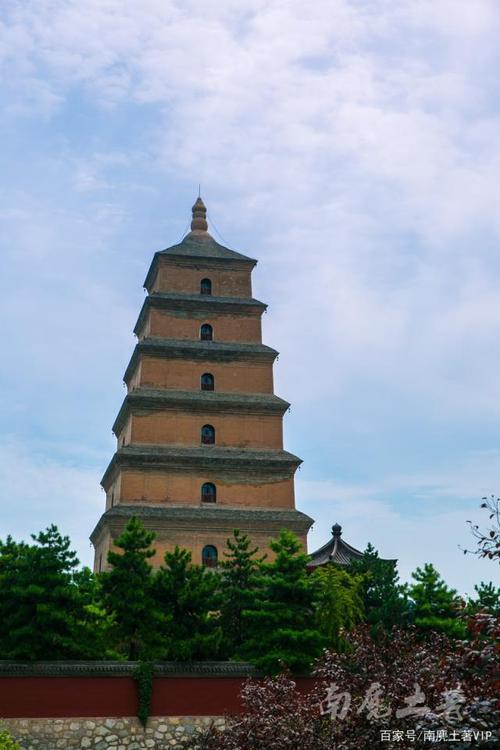 2、大雁塔旁、大明宫旁、大雁塔脚下