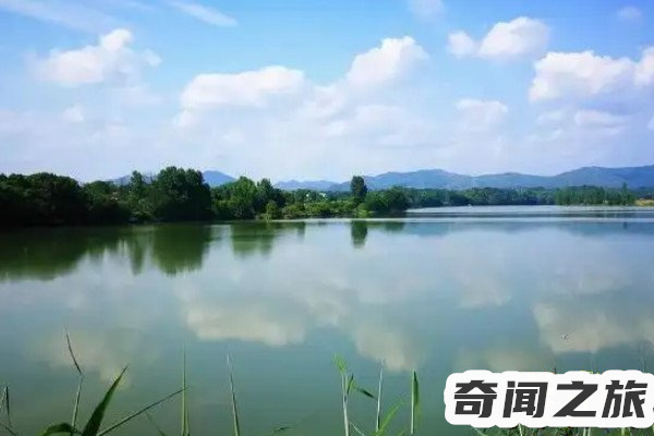 汩罗江怎么读（汩罗江的正确读音是mì luó jiāng）(3)_