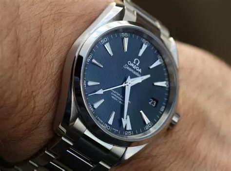 男人一般戴什么表适合（男人戴表是对生活的态度）(4)