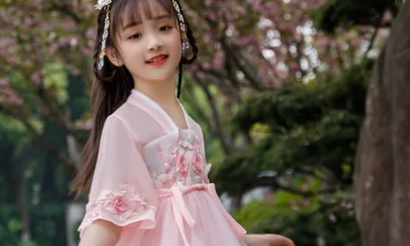 女孩叫蕾的寓意,蕾字取名的寓意女孩名字是什么意思图3