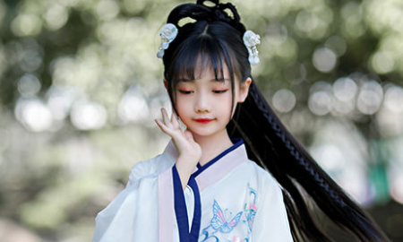 女孩叫蕾的寓意,蕾字取名的寓意女孩名字是什么意思图2