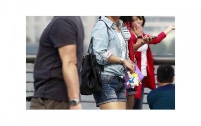 ​带女儿改嫁要防着男人吗（离婚带女儿再婚的你）