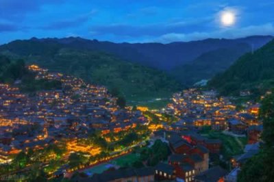 ​贵州有哪些旅游景点推荐（八月去贵州吧！这15个风景绝佳的景点推荐！）