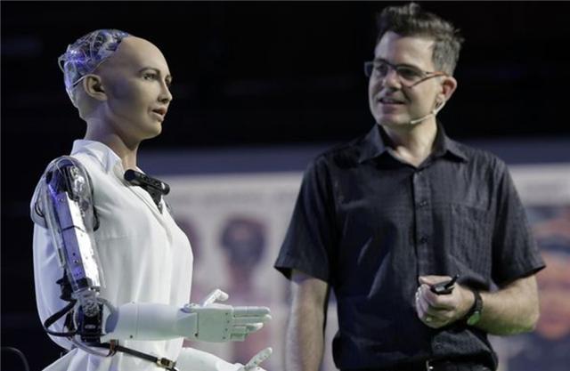 人工智能索菲亚毁灭人类完整（我将会毁灭人类）(3)