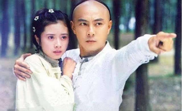 有着相同经历的陈浩民张卫健，事业差距如此之大！网友道出了实情