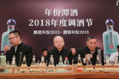 ​53度贵宾封坛20多钱(贵宾封坛53度清香型)