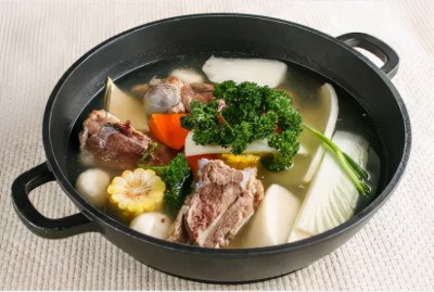 ​脾胃虚寒的症状有哪些怎么调理（脾胃虚寒症状有哪些？内附调理汤方）