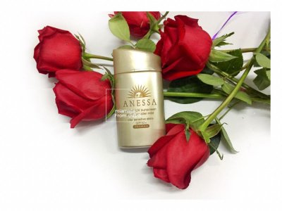 ​安耐晒金瓶最完美uv防晒